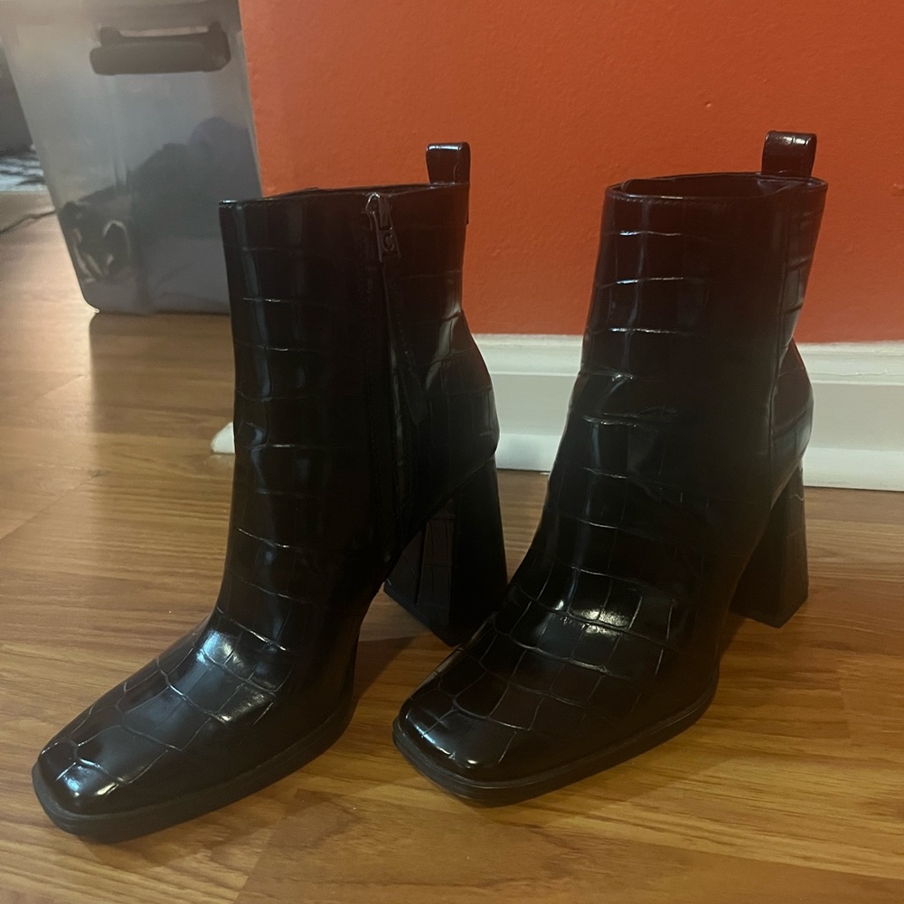 CIRCUS BY SAM EDELMAN BOOTIES/BOOTS